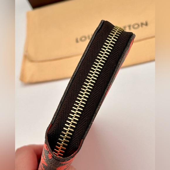 NEVER USED Louis Vuitton Limited Edition Stephen Spouse Orange Graffiti Wallet - Picture 12 of 14